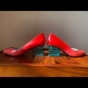 United Nude green heels pumps